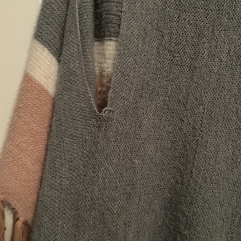 Maurices’ Open Front Shawl - image 5